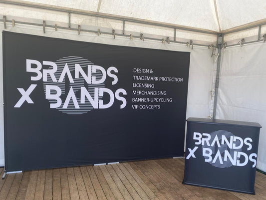 Backdrop - Konfiguriere dein Bühnenbanner